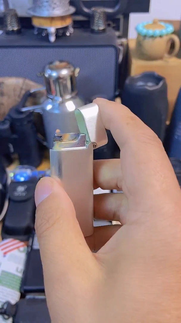 瓷片闪购商品，如图所示