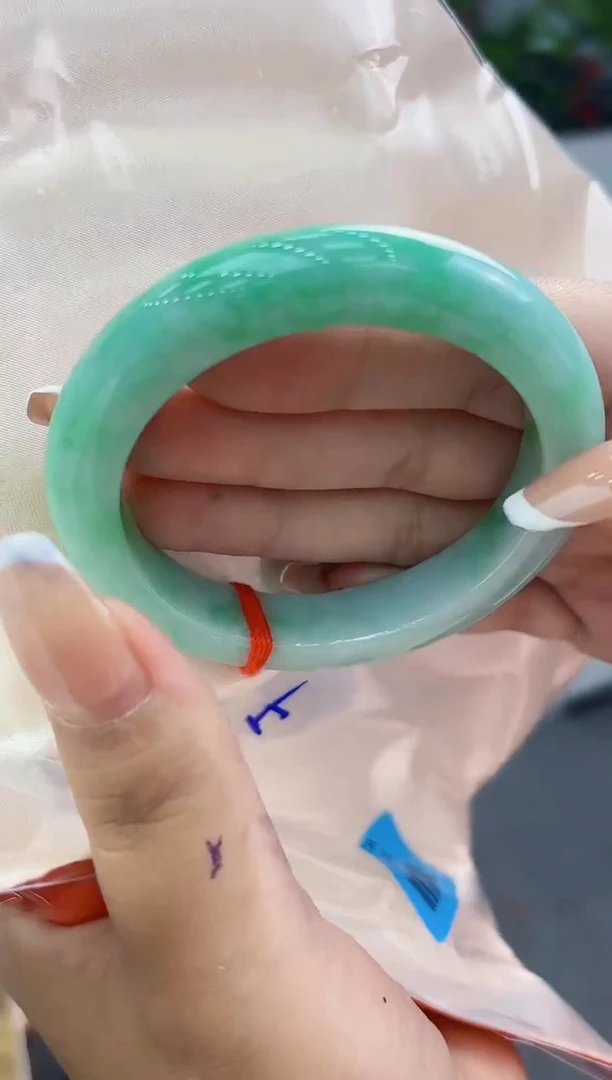 【闪购商品】翡翠手镯未镶嵌翡翠手镯