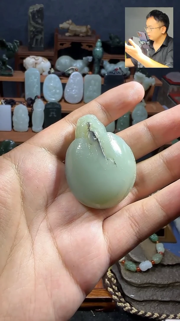 颈饰未镶嵌和田玉老*僧1