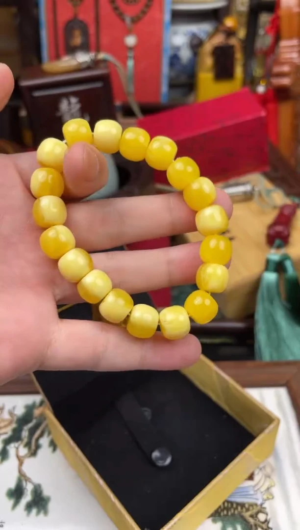 未镶嵌琥珀手串-------------A35