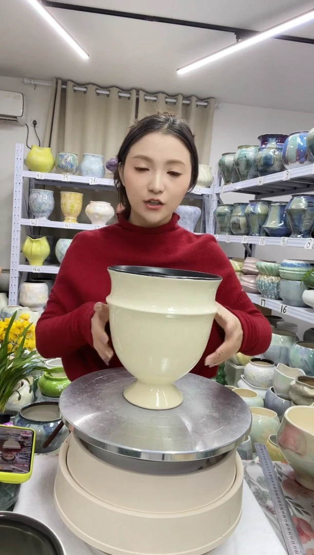 【12.13】花盆链接 高：20  口：15