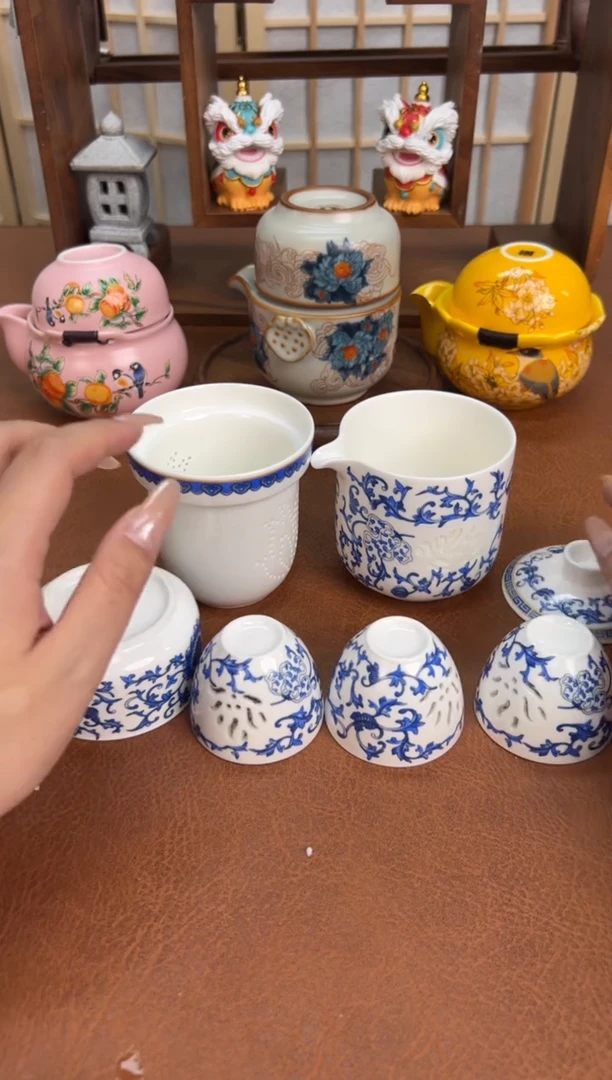 旅行茶具真好看！