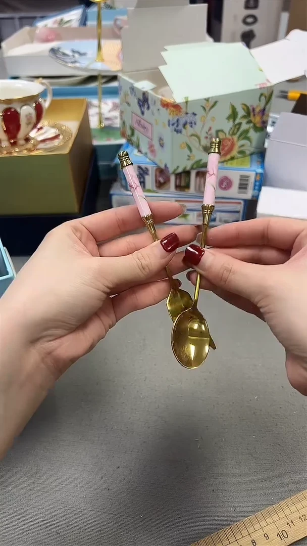 瓷片新号开播 全场放漏