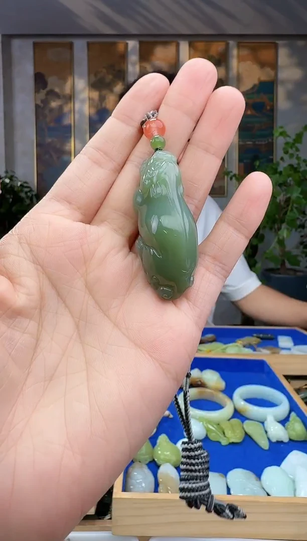 未镶嵌和田玉挂件拍一发一