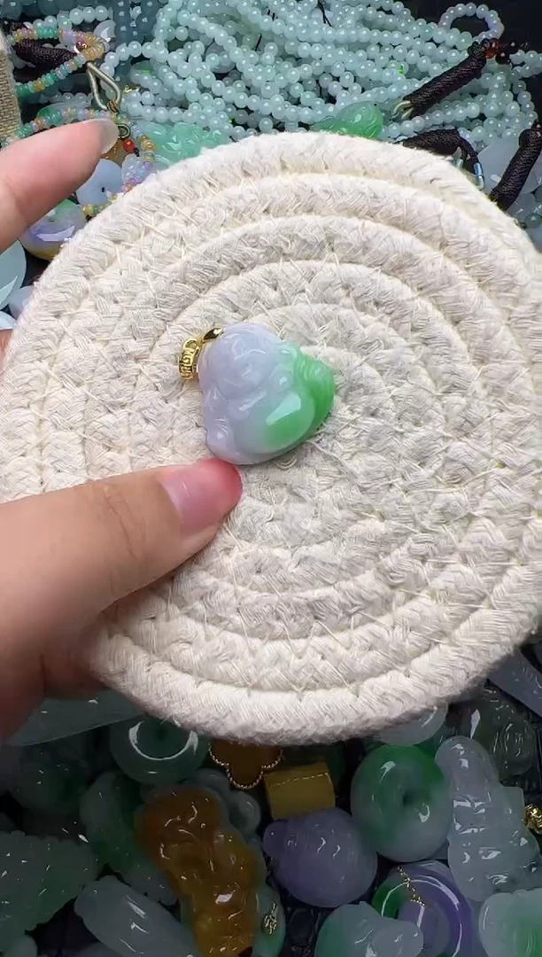 翡翠未镶嵌颈饰天然缅甸翡翠吊坠