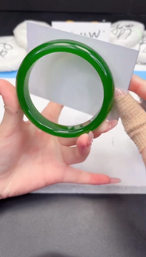 【闪购商品】石英质玉手镯未镶嵌294-62.2