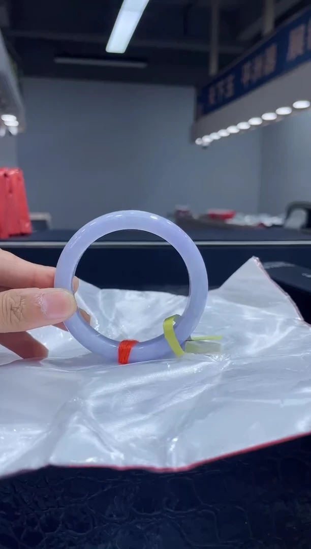 未镶嵌手镯翡翠2