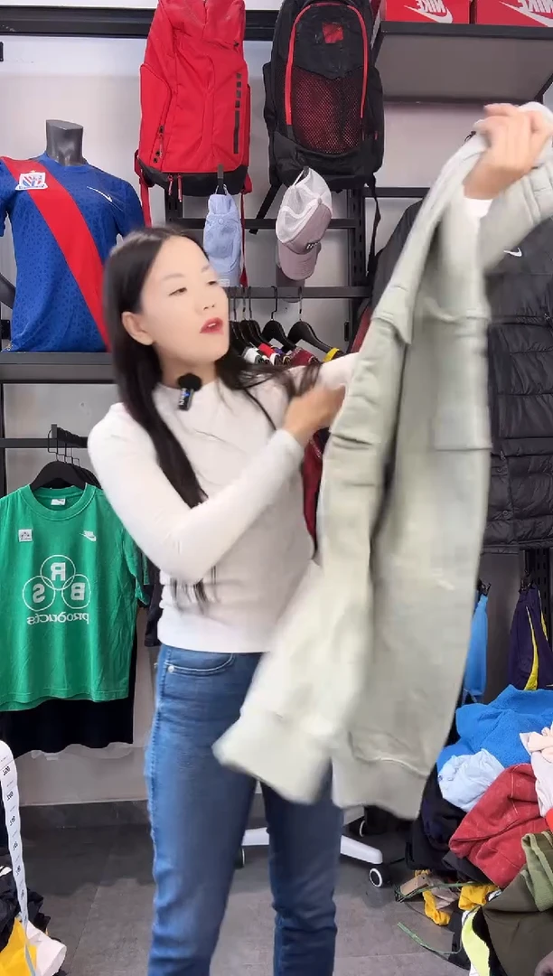 744编码 瑕疵款直播间过款为准 尺码