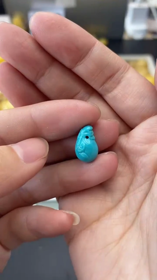 未镶嵌绿松石珠宝奇石974