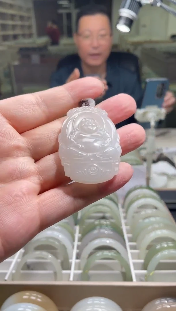 颈饰未镶嵌和田玉佛公多样性发货其一