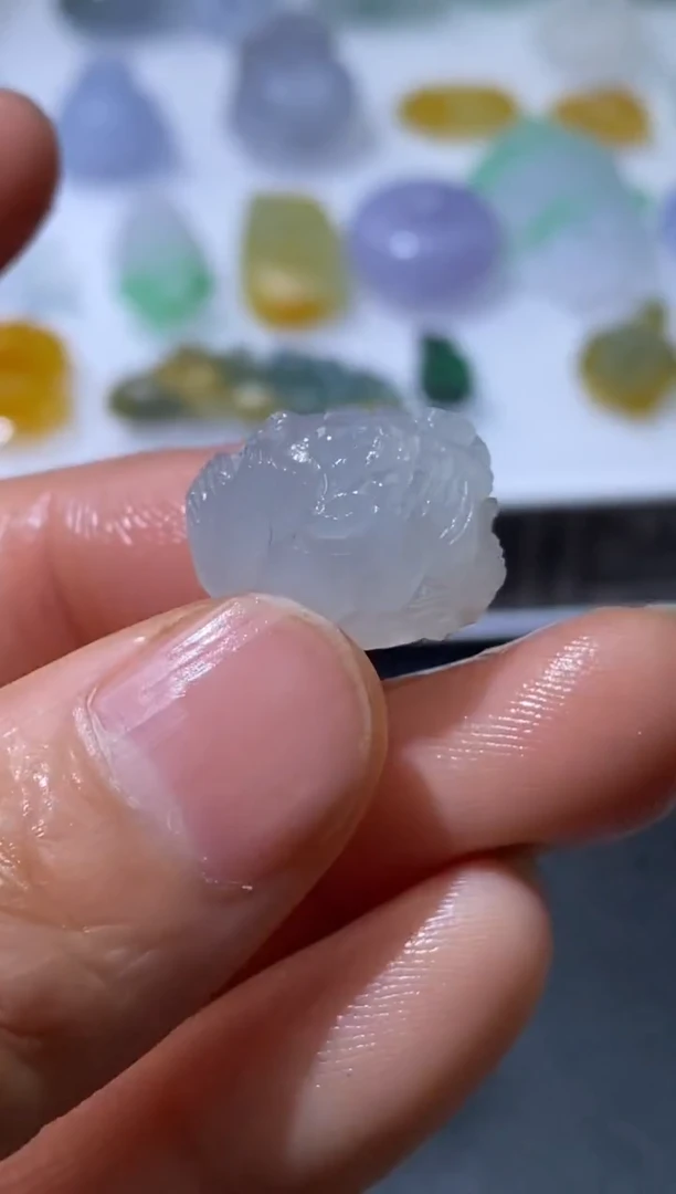 【闪购商品】定制翡翠未镶嵌翡翠毛货~