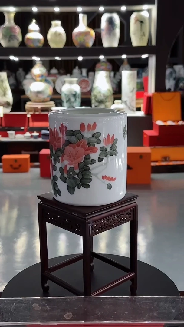 【闪购商品】手绘款一统江山笔筒