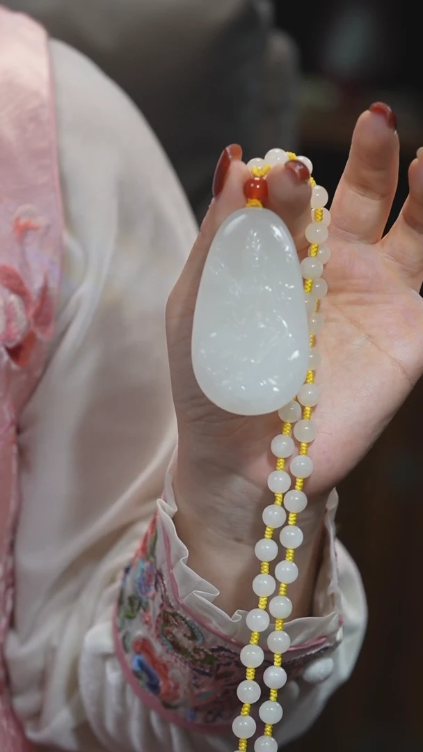 颈饰未镶嵌和田玉观音