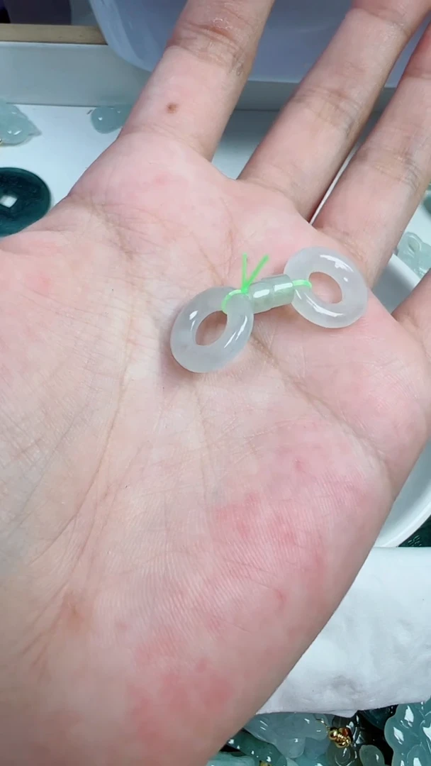 散珠翡翠1079号链接，A货翡翠