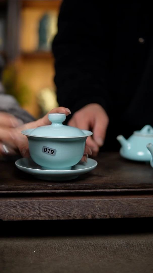 【闪购商品】杯仿古月白纯手工精工三才元宝盖碗019