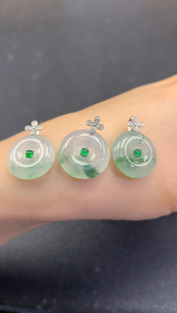 翡翠18K金镶嵌颈饰FA336 翡翠飘花平安扣 多样性发其一赠皮绳