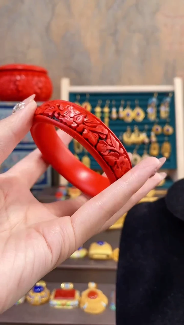 【闪购商品】非遗雕漆镯子花卉57-61