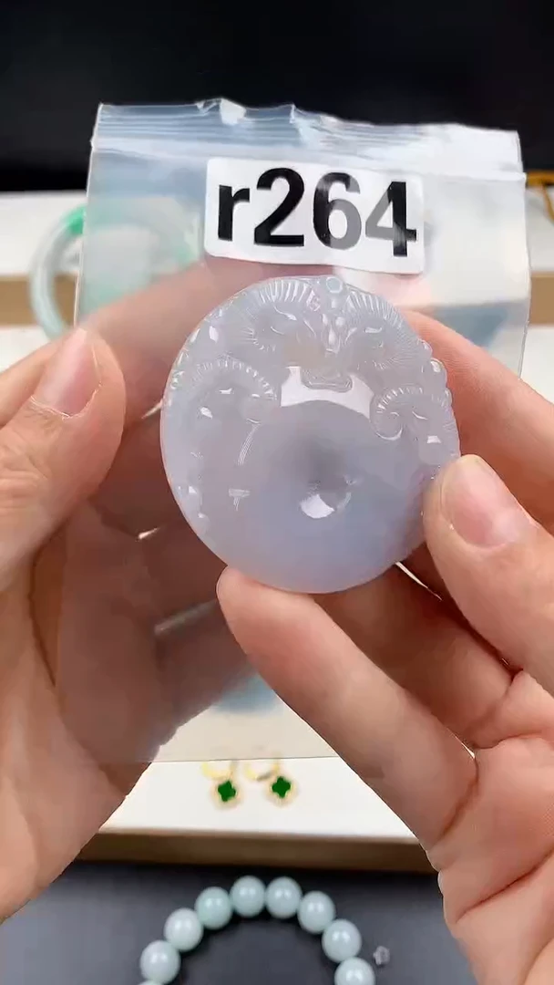 颈饰未镶嵌翡翠天然翡翠吊坠挂件