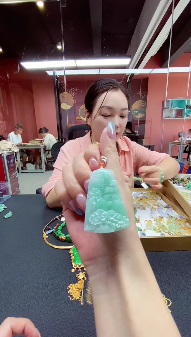 颈饰未镶嵌翡翠翡翠吊坠