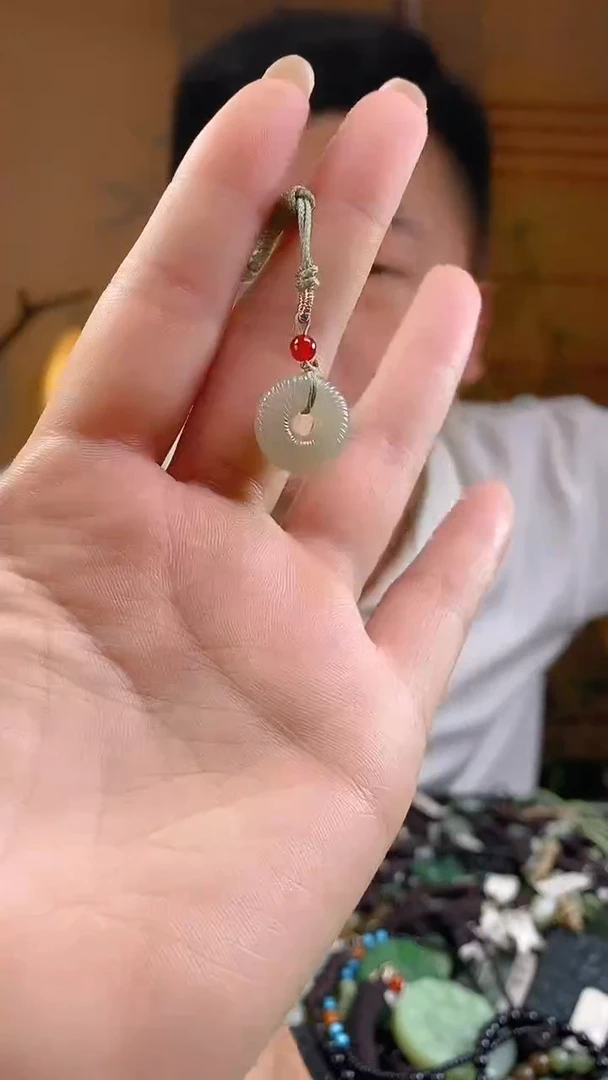 和田玉未镶嵌颈饰多样性发货，拍一发一