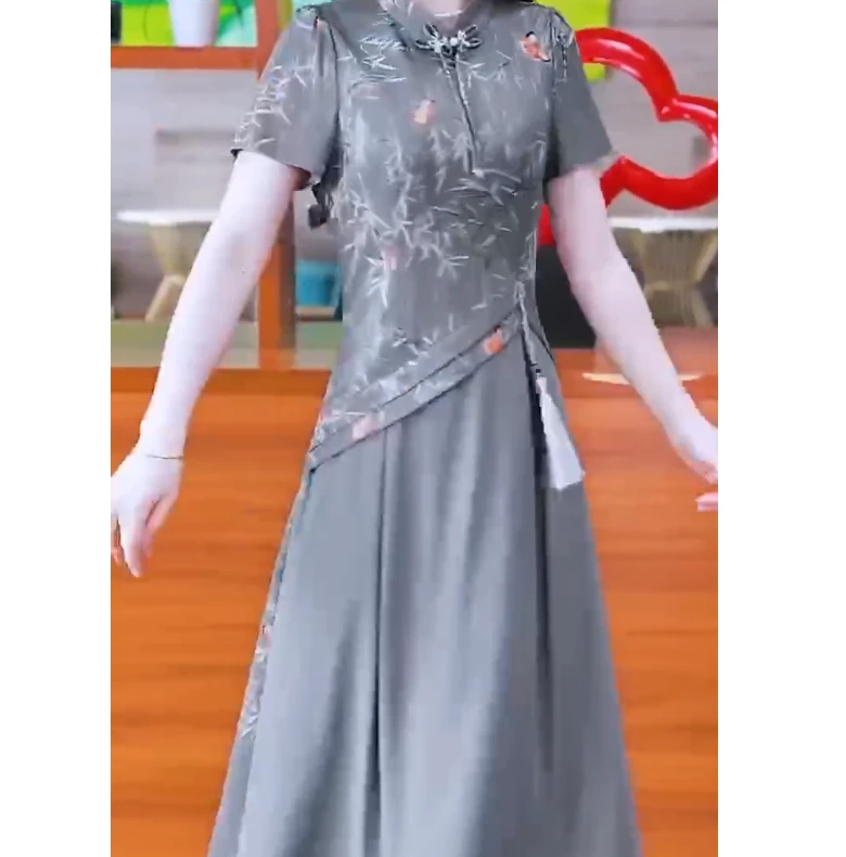 2025夏季新款网红同款洋气减龄气质时尚连衣裙Ta-33