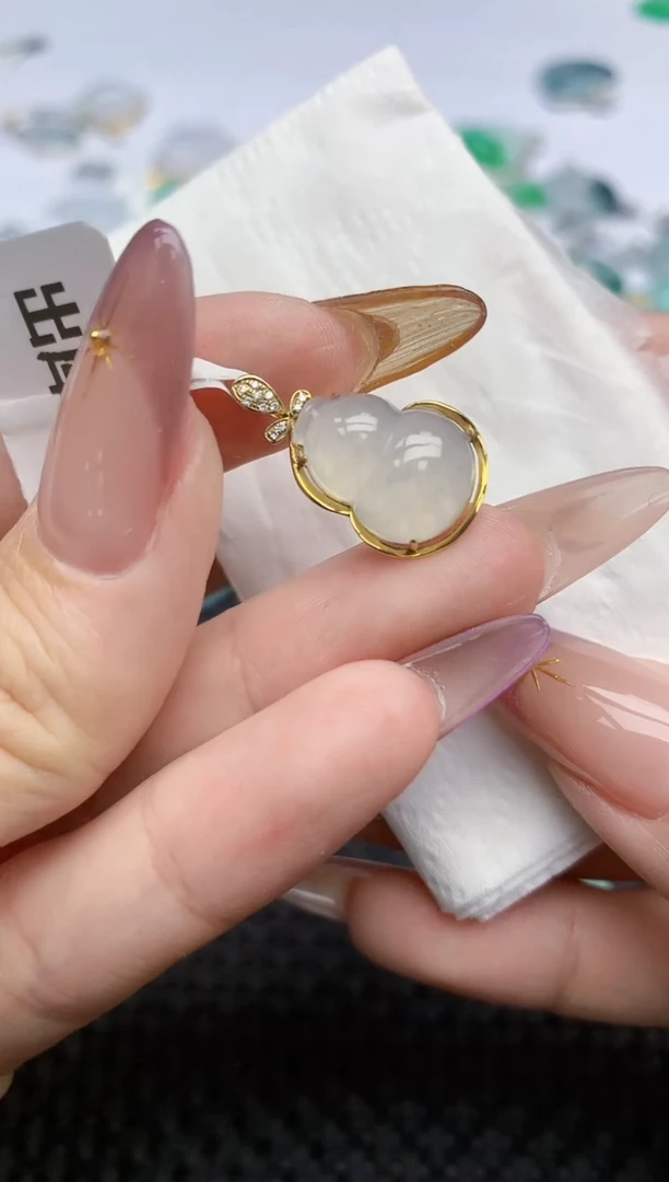 翡翠18K金镶嵌颈饰332   天然翡翠A货