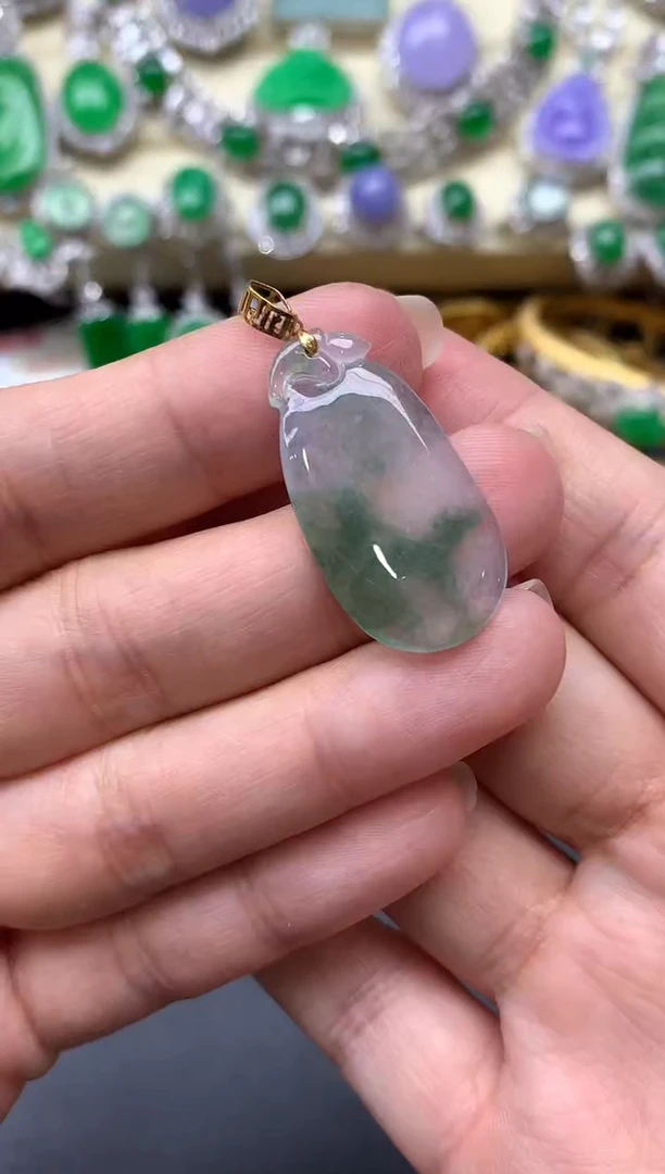 颈饰18K金镶嵌翡翠285-中国好珍宝