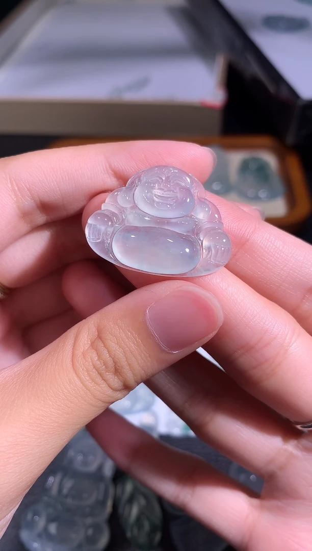 颈饰未镶嵌翡翠佛公