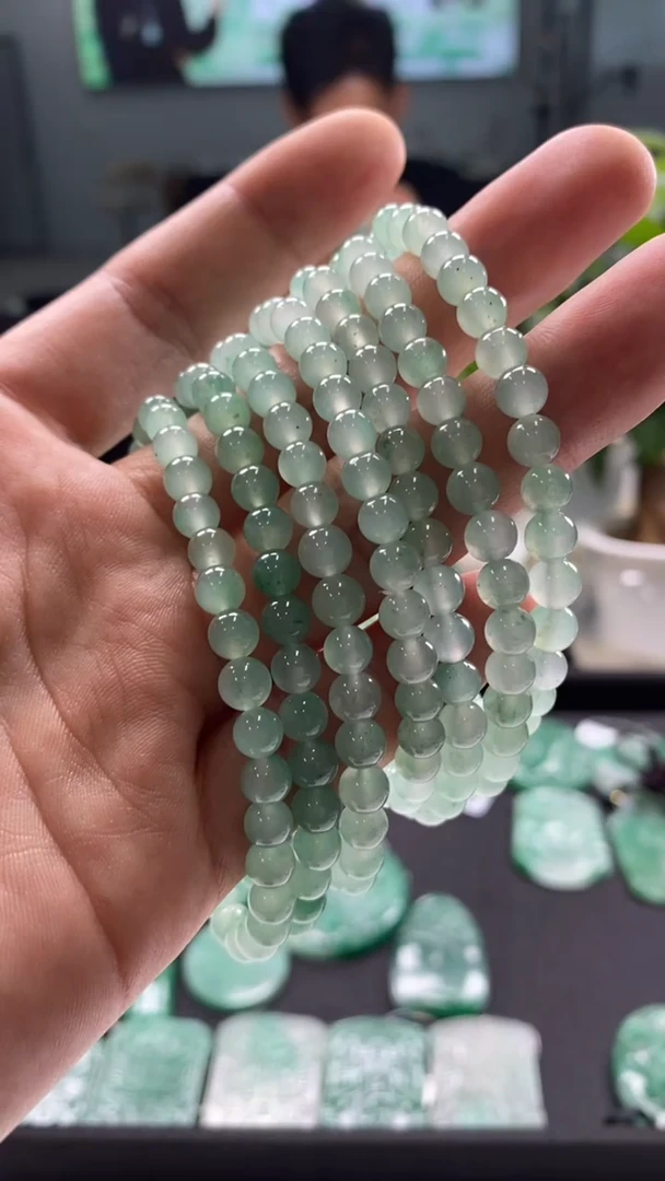 未镶嵌手串石英质玉卡5+多样性发其一