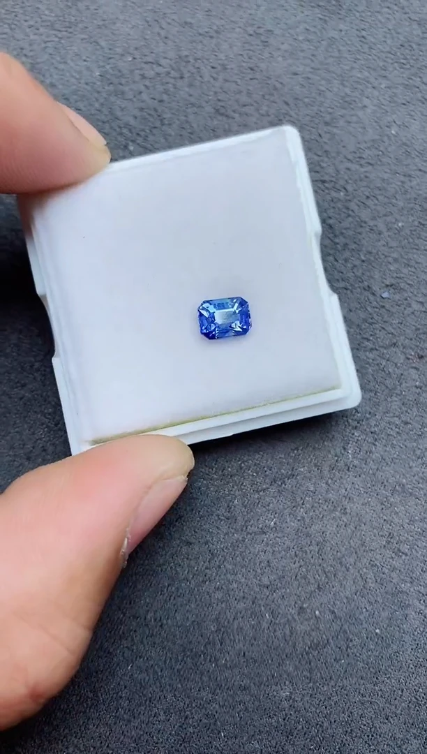裸石蓝宝石1.53ct