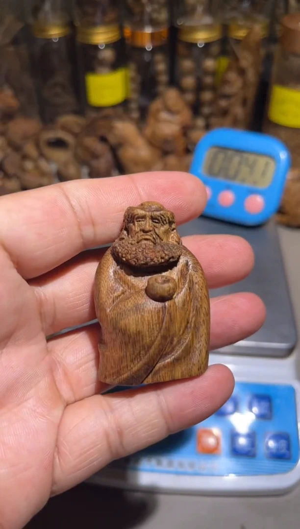 沉香沉香碎屑有**去 柬埔寨菩萨8（克）+