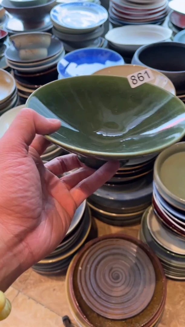 【闪购商品】瓷片861微瑕翠绿高足斗笠