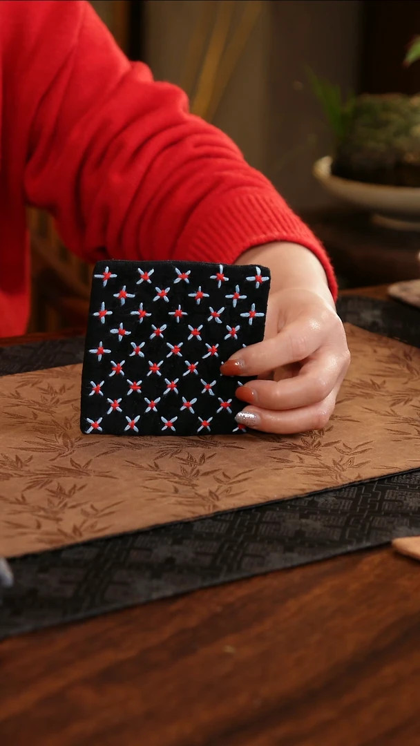 【闪购商品】织绣正方形杯垫小号D款