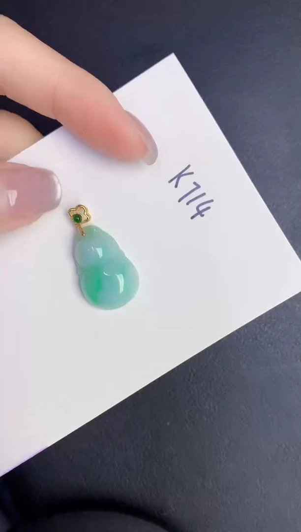 颈饰未镶嵌翡翠缅甸天然翡翠A货