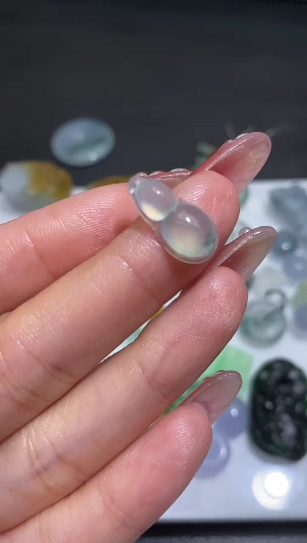 未镶嵌定制翡翠翡翠毛货~