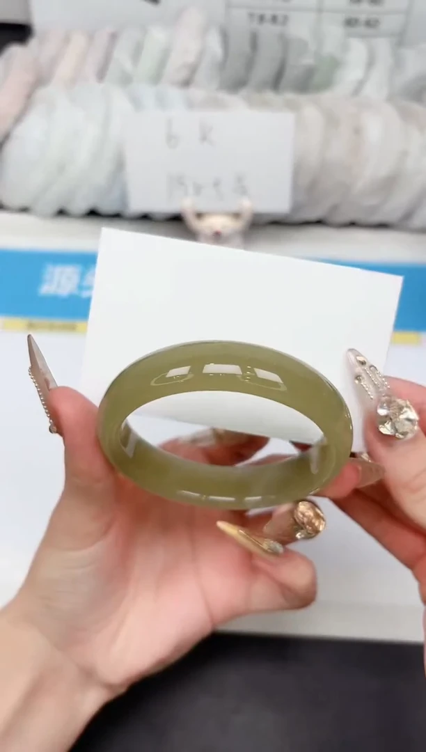 石英质玉手镯未镶嵌48-57.1