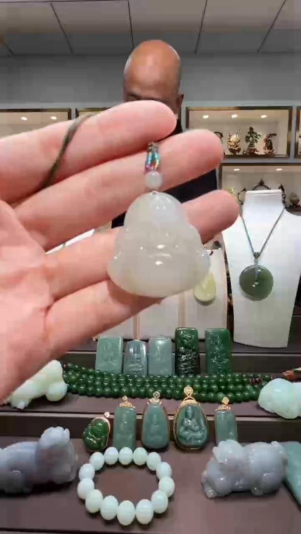 颈饰未镶嵌和田玉苏