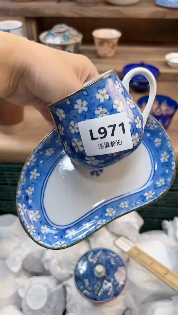 瓷片媚*     971