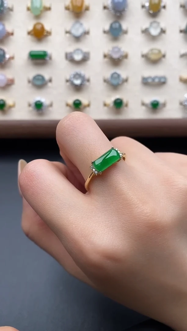 银S925镶嵌戒指翡翠一物一证一礼盒