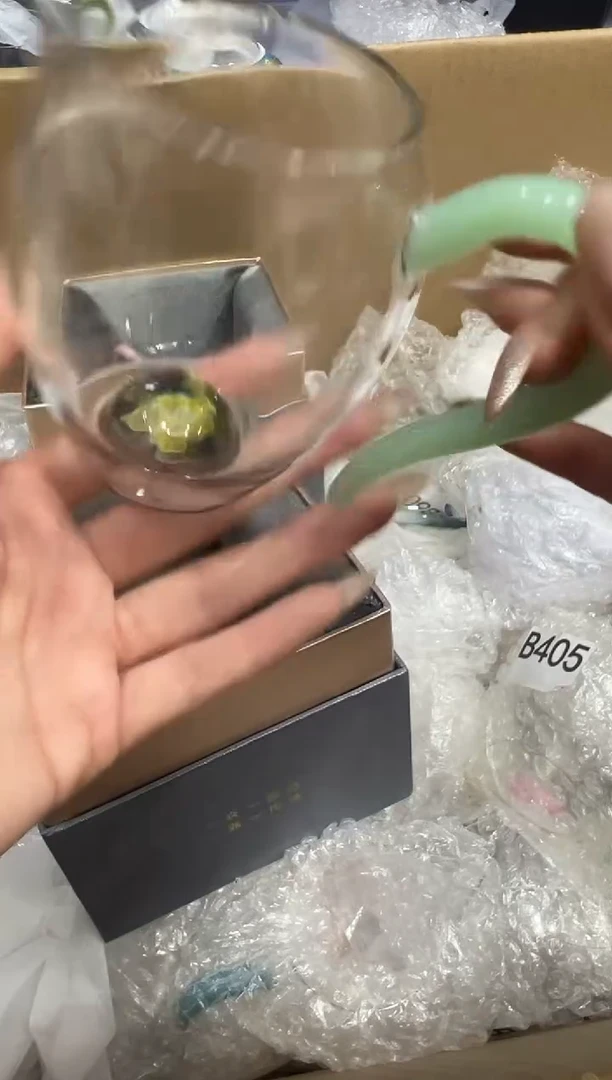 晶焱花珠公道杯1111