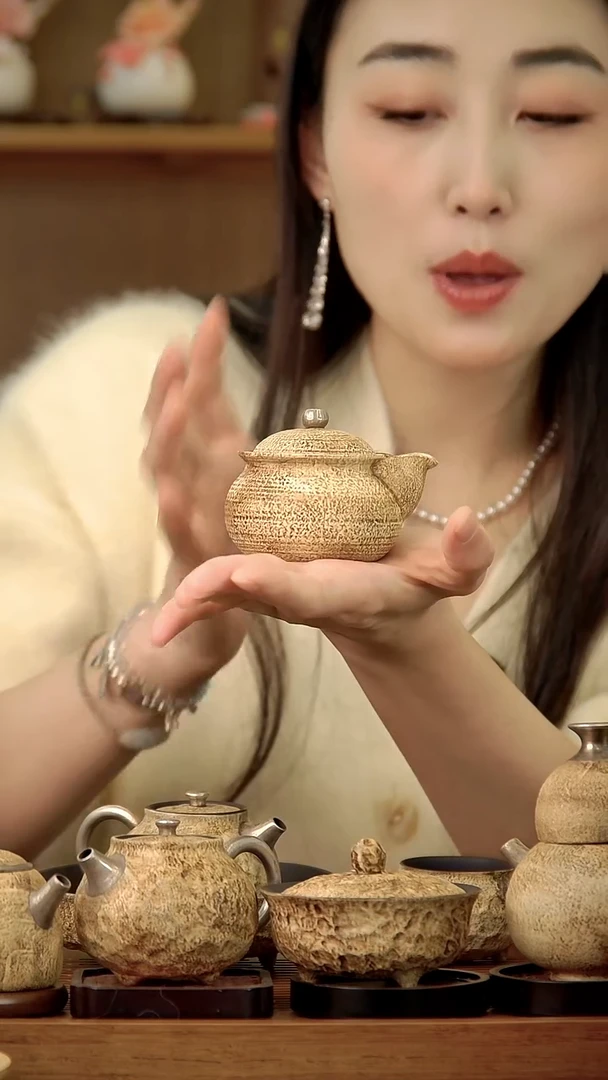 言野手作 粉引仿古元宝手抓壶