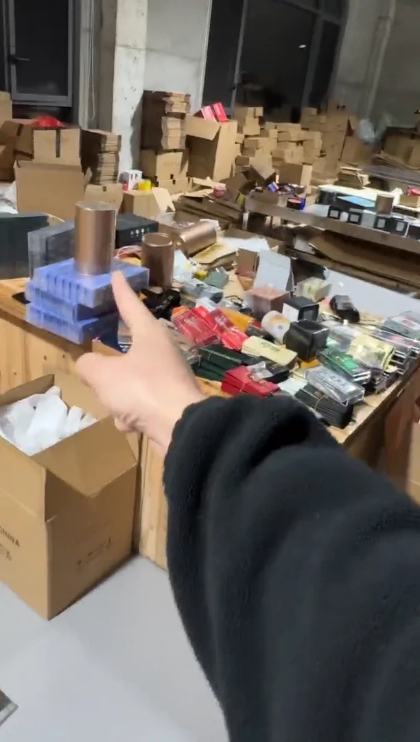 晚上银手指·····