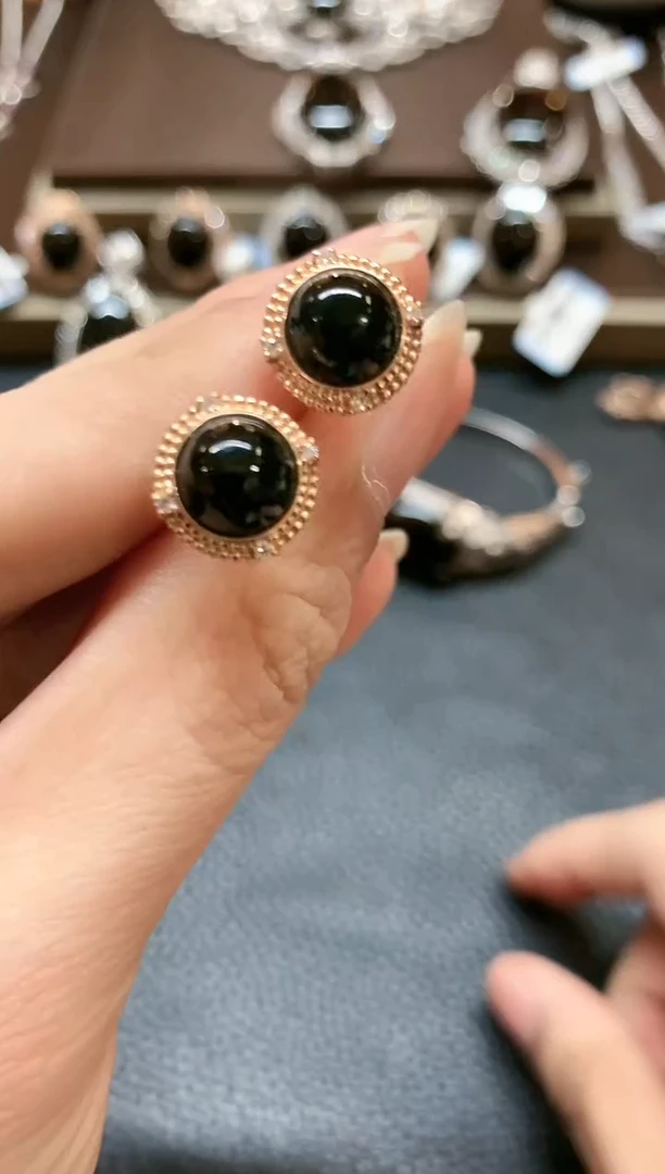 【闪购商品】翡翠耳饰18K金镶嵌b80不退换