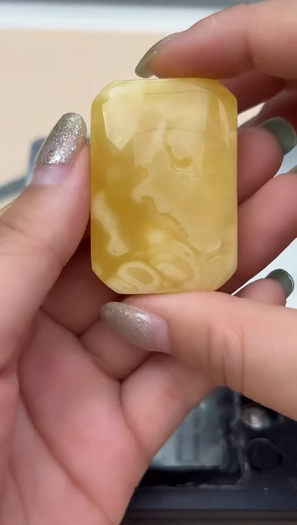 未镶嵌蜜蜡裸石蜜蜡吊坠