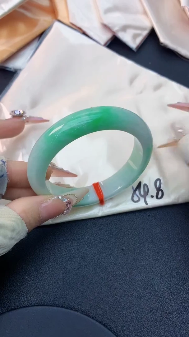 未镶嵌手镯翡翠0735689427