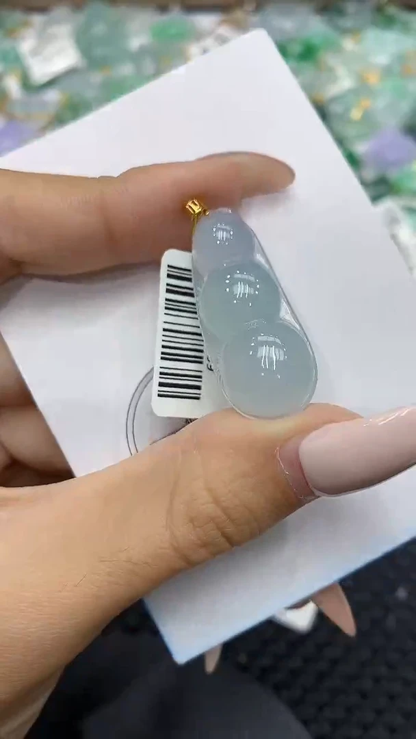 颈饰18K金镶嵌翡翠111111111111