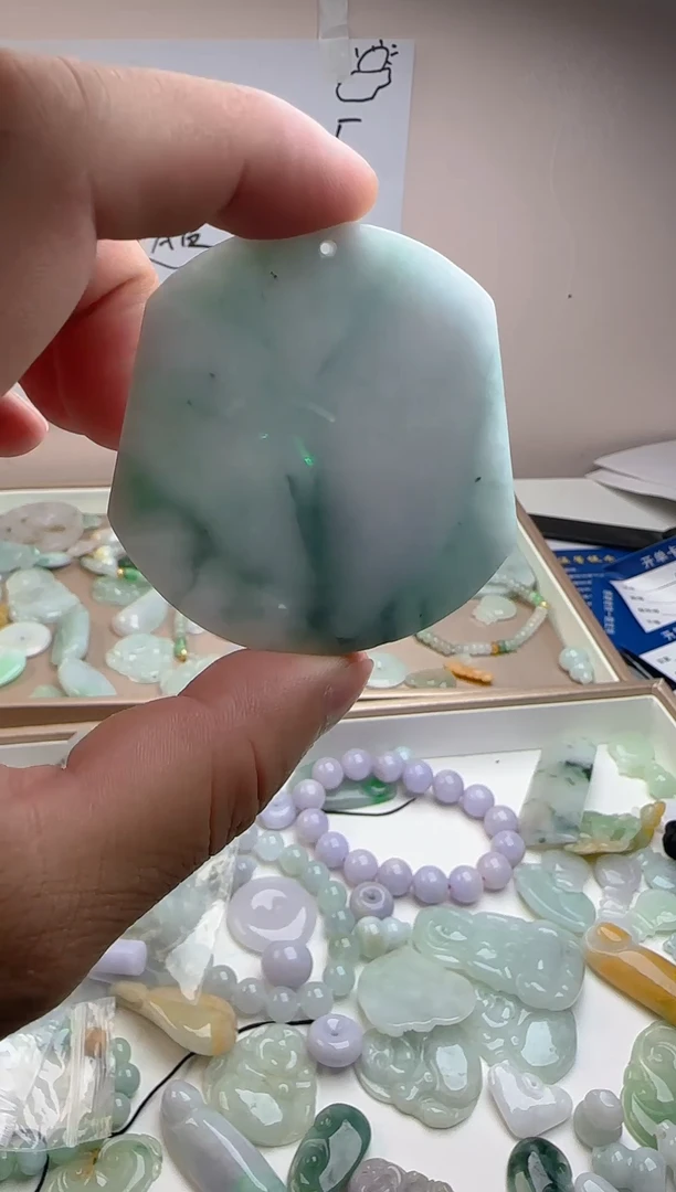 颈饰未镶嵌翡翠翡翠