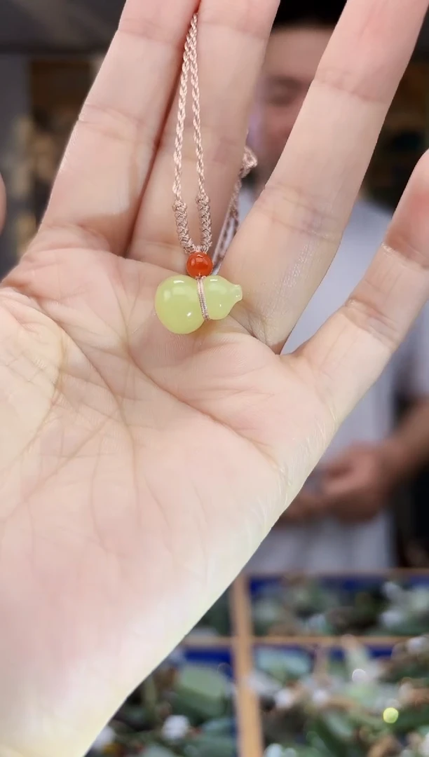 和田玉未镶嵌挂件拍一发一多样性发货