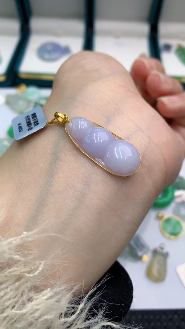 【闪购商品】翡翠颈饰18K金镶嵌            8