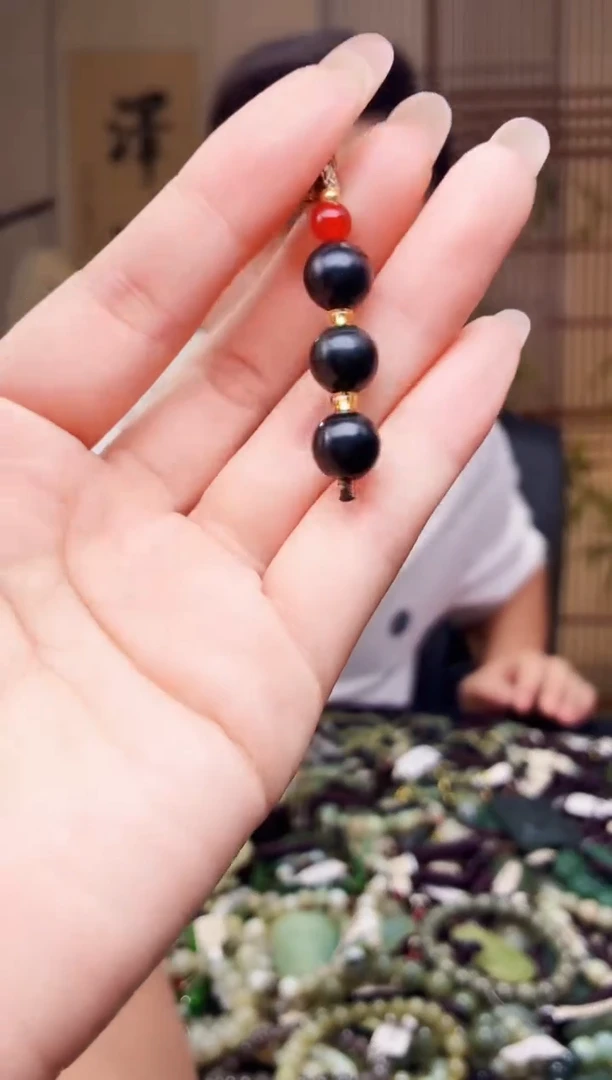 颈饰未镶嵌和田玉多样性发货，拍一发一